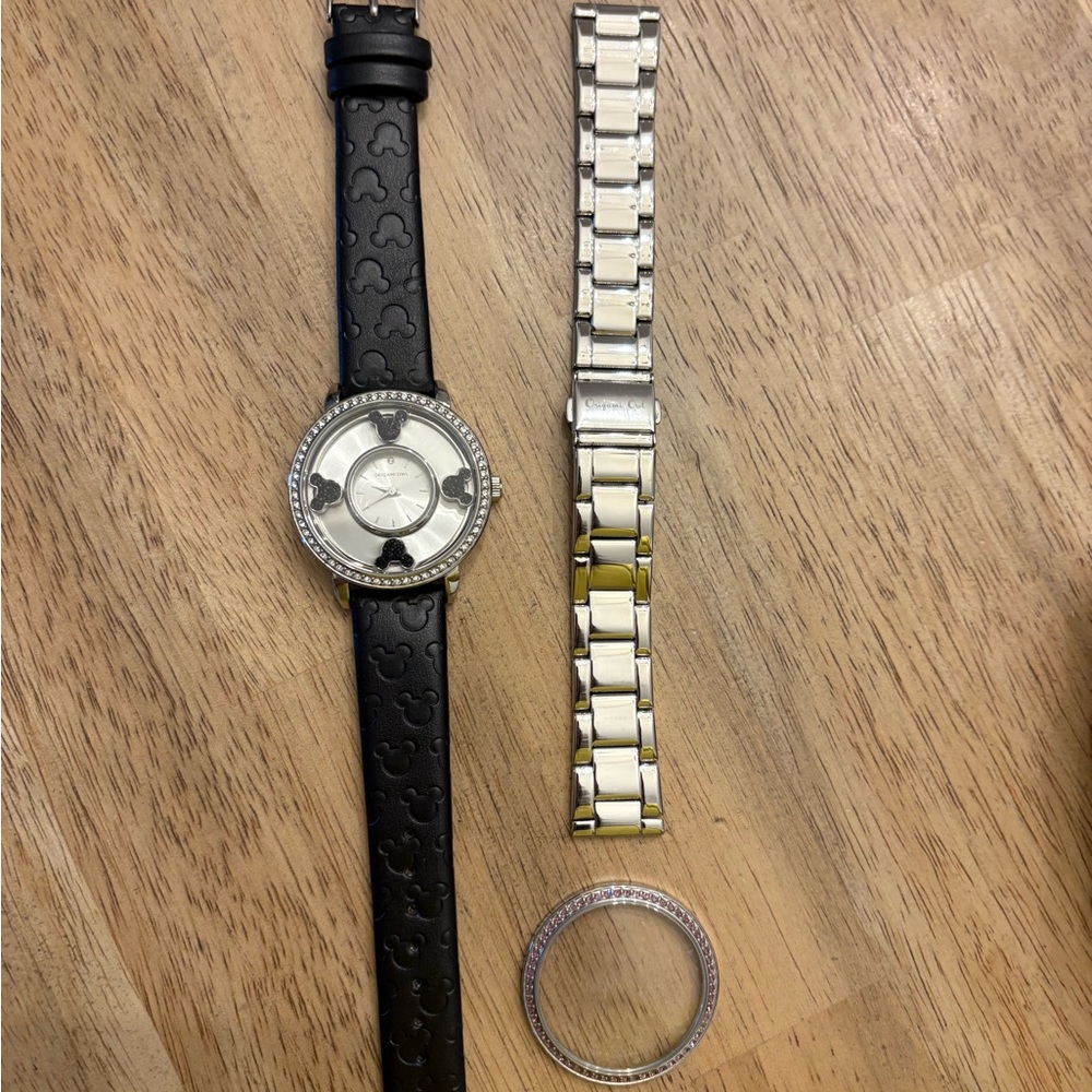 Origami Owl Black and Silver Mickey Mouse Watch with Extra Band
